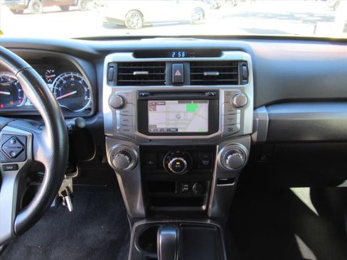 Used 2016 Toyota 4Runner SR5 image 19