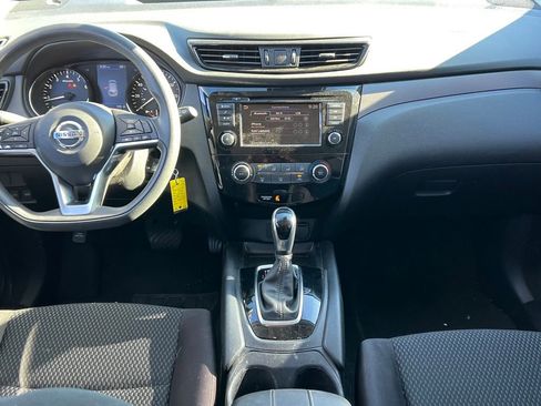 Used 2020 Nissan Rogue Sport S w/ Appearance Package image 12