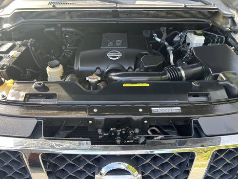 Used 2012 Nissan Titan SV w/ SV Premium Utility Pkg AWD/4WD image 14