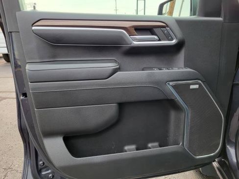 Used 2023 Chevrolet Silverado 1500 RST AWD/4WD image 6