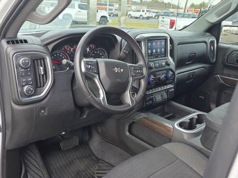 Certified 2021 Chevrolet Silverado 1500 LT Trail Boss w/ Convenience Package II image 29