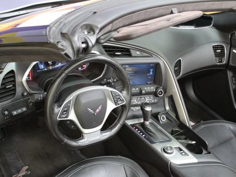 Used 2017 Chevrolet Corvette Stingray Convertible w/ 3LT Preferred Equipment Group RWD image 13