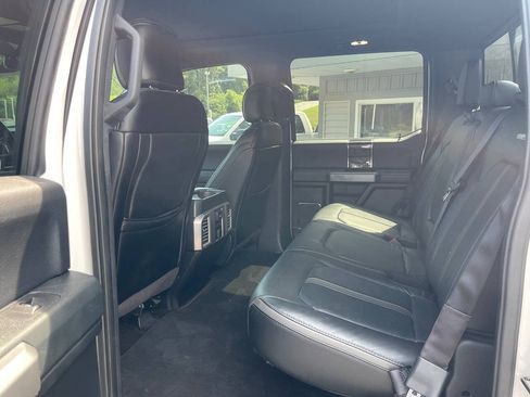 Used 2016 Ford F150 Platinum w/ Equipment Group 701A Luxury AWD/4WD image 28