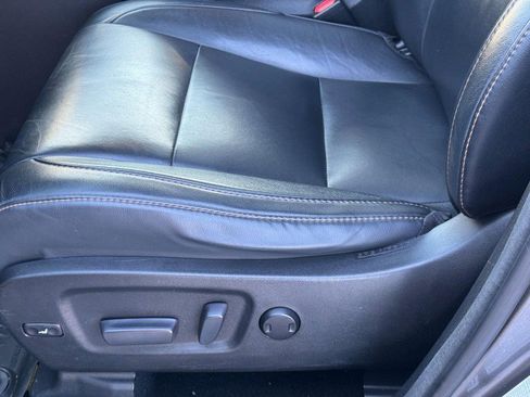 Used 2018 Toyota Highlander XLE w/ Protection Package #3 image 27