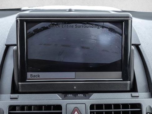 Used 2011 Mercedes-Benz C 300 4MATIC Sedan image 18