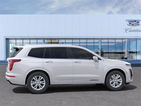New 2025 Cadillac XT6 Luxury w/ LPO, Floor Liner Package image 5