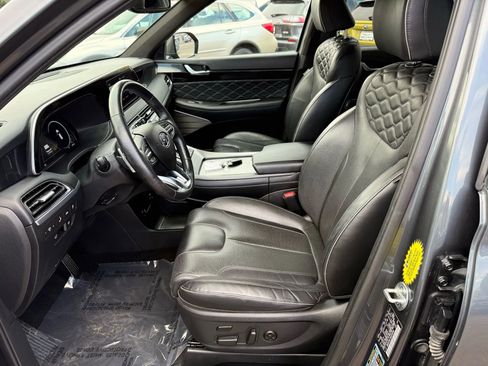 Used 2021 Hyundai Palisade Calligraphy image 12