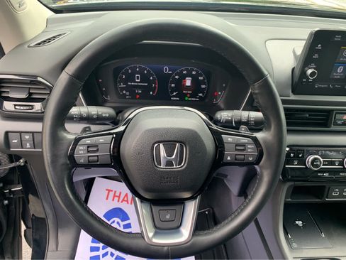 Used 2024 Honda Pilot Elite image 15