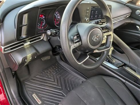 Certified 2023 Hyundai Elantra SEL image 16