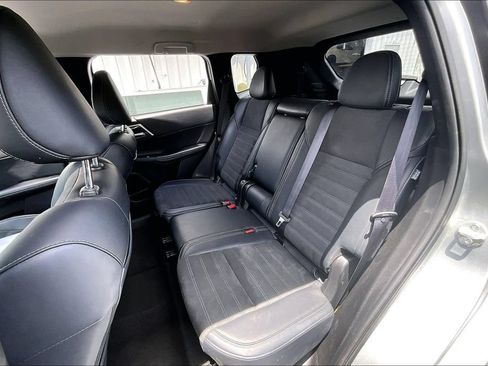 Used 2024 Mitsubishi Outlander SE AWD/4WD image 20