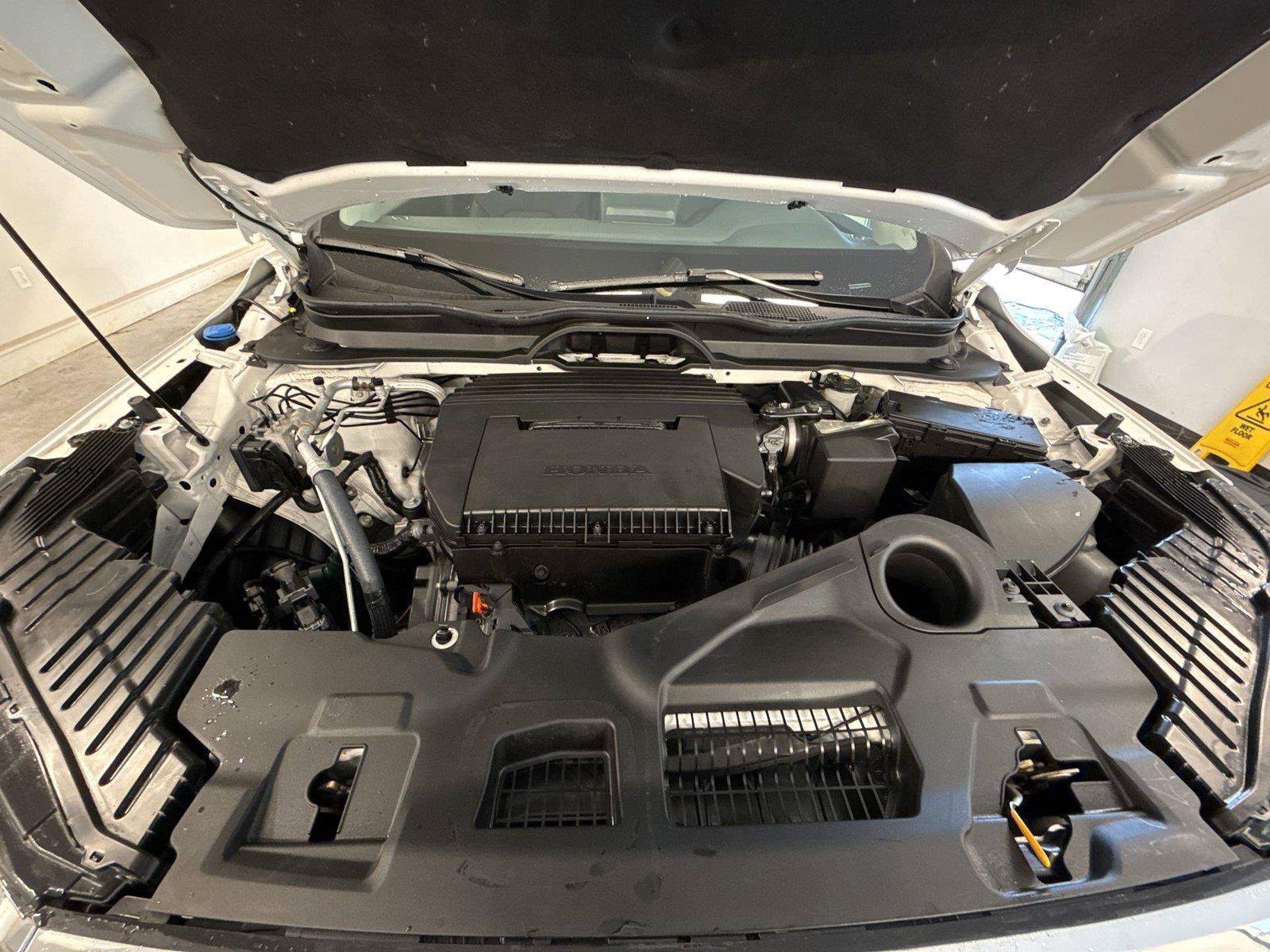 Used 2025 Honda Pilot Touring image 18