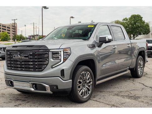 New 2026 GMC Sierra 1500 Denali Ultimate w/ LPO, Black Badging Package AWD/4WD image 4