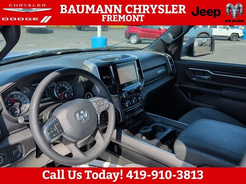 Used 2025 RAM 1500 Big Horn AWD/4WD image 23