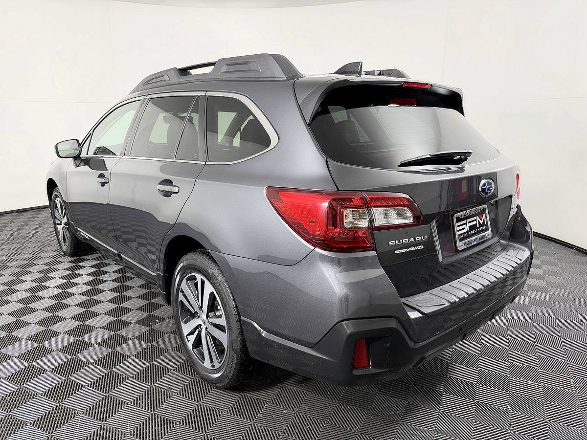 Used 2019 Subaru Outback 3.6R Limited AWD/4WD image 17