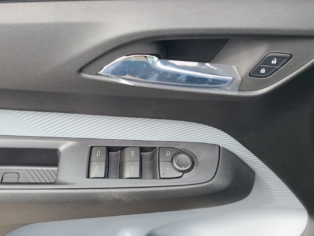 New 2027 Chevrolet Bolt LT FWD image 18