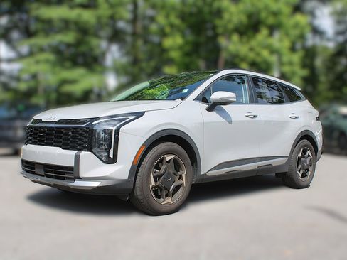 Certified 2026 Kia Sportage EX w/ EX Panorama Roof Package FWD image 3