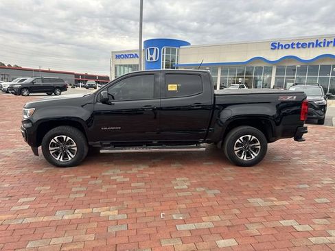 Used 2021 Chevrolet Colorado Z71 image 3