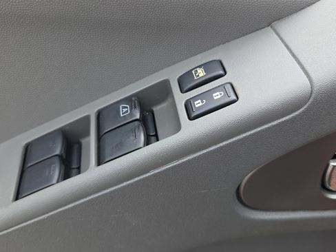 Used 2015 Nissan Frontier Desert Runner RWD image 25