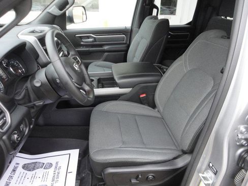 Used 2021 RAM 1500 Big Horn image 4