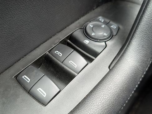 Used 2021 Chevrolet Blazer LT w/ LPO, Exterior Decal Package image 15