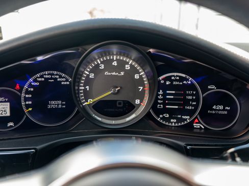 Used 2018 Porsche Panamera Turbo S AWD/4WD image 14