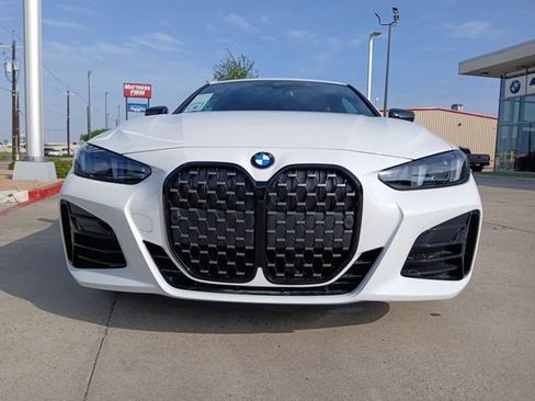 New 2025 BMW 430i Coupe w/ M Sport Package image 2