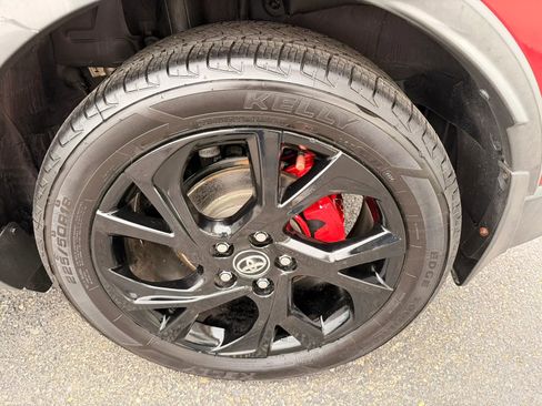 Used 2018 Toyota C-HR XLE FWD image 44