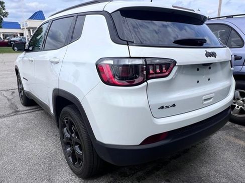 Used 2025 Jeep Compass Latitude w/ Altitude Special Edition AWD/4WD image 13