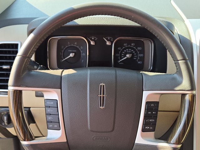 Used 2010 Lincoln MKX 2WD image 31
