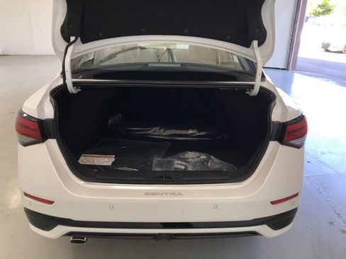 Certified 2025 Nissan Sentra SR w/ SR Premium Package image 15