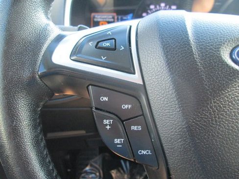 Used 2020 Ford Edge SEL AWD/4WD image 19