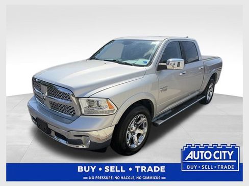 Used 2017 RAM 1500 Laramie w/ Convenience Group AWD/4WD image 1