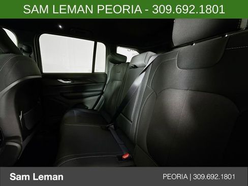 New 2025 Jeep Grand Cherokee Laredo X w/ Luxury Tech Group I image 24