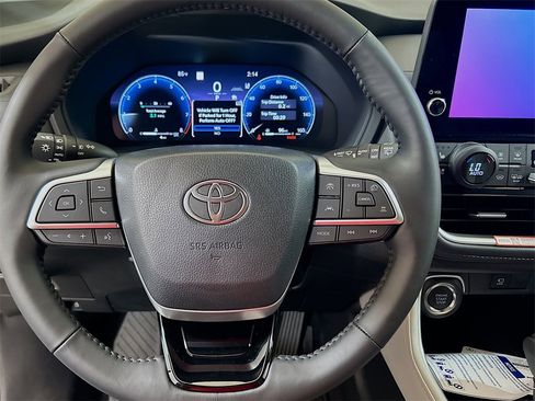 New 2026 Toyota Grand Highlander Limited image 11