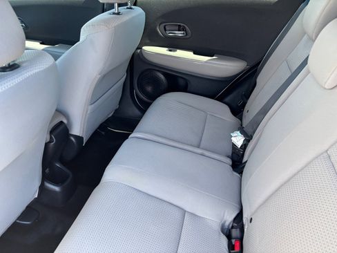 Used 2022 Honda HR-V LX image 18