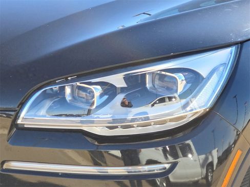 Used 2020 Lincoln Aviator Reserve w/ Equipment Group 202A image 32