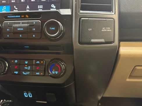 Used 2018 Ford F150 XLT w/ Equipment Group 302A Luxury AWD/4WD image 28