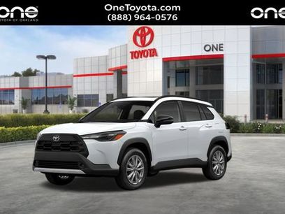 New 2026 Toyota Corolla Cross LE w/ Moonroof Package