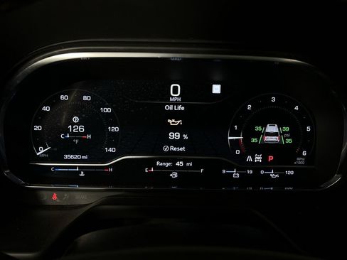 Used 2022 GMC Yukon XL AT4 image 15