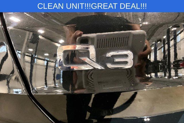 Used 2023 Audi Q3 2.0T Premium AWD/4WD image 8