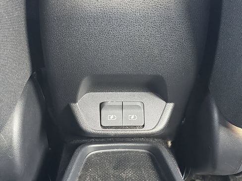 Used 2023 Nissan Leaf S image 28