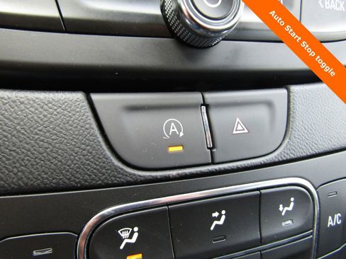 Used 2023 Chevrolet Malibu LT image 14