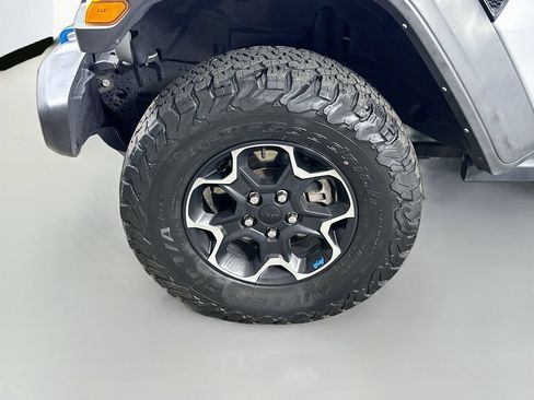 Used 2023 Jeep Wrangler Unlimited Rubicon 4xe AWD/4WD image 8