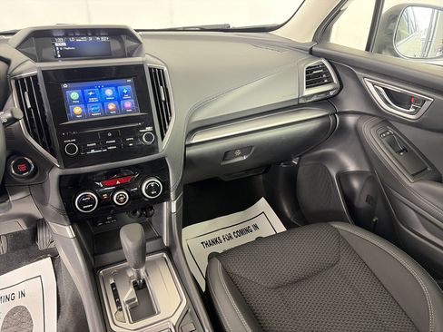 Used 2023 Subaru Forester Premium AWD/4WD image 4