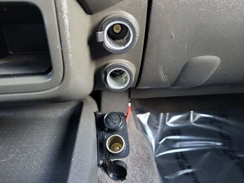 Used 2014 Nissan Xterra S image 25