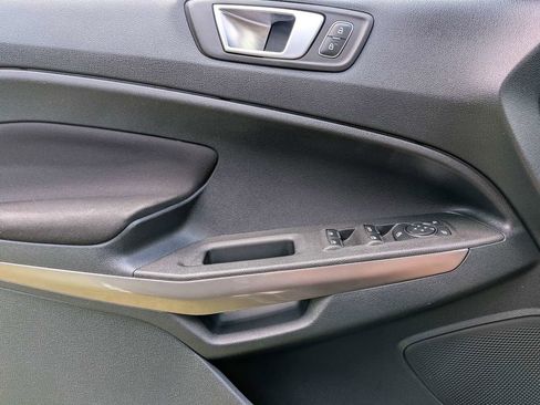Used 2019 Ford EcoSport SE w/ SE Convenience Package FWD image 22