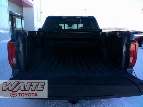 Used 2024 GMC Sierra 1500 Denali w/ Denali Reserve Package image 4