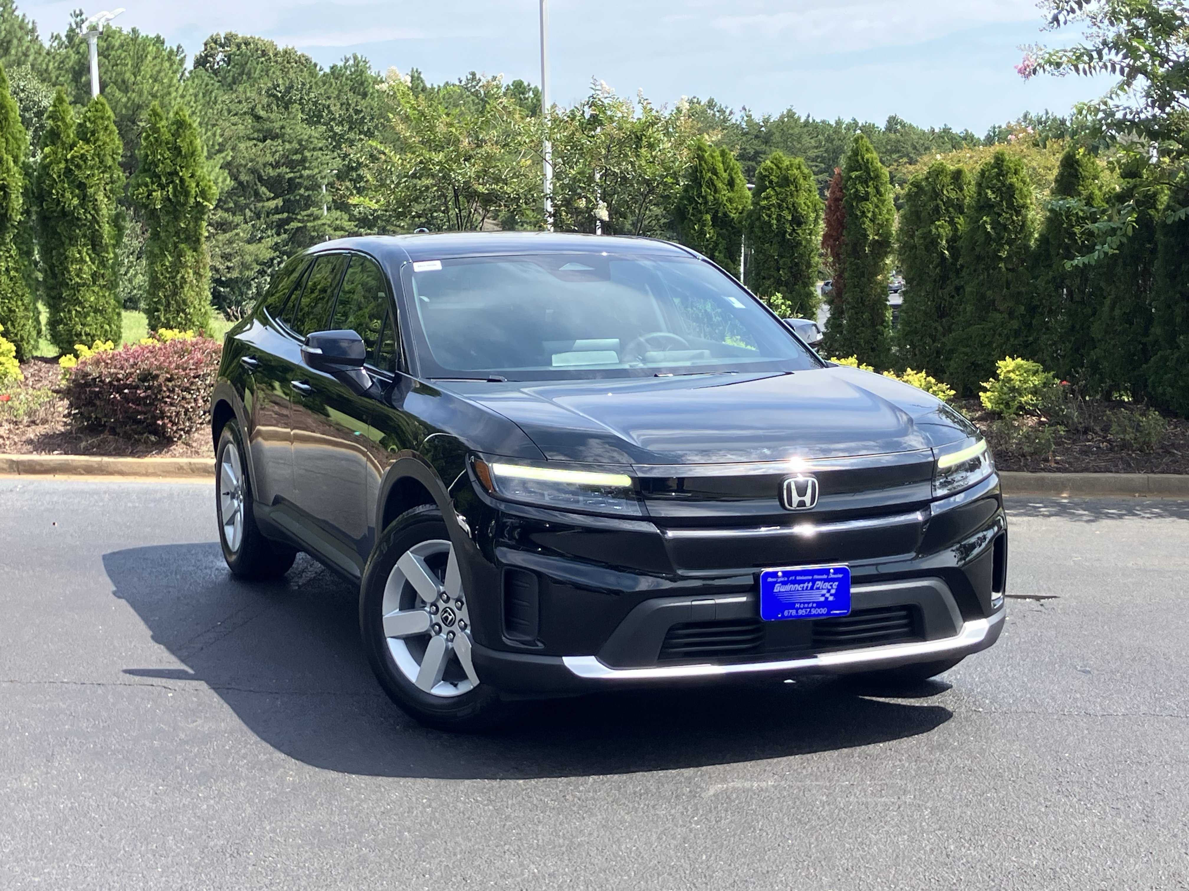 Used 2024 Honda Prologue EX image 2