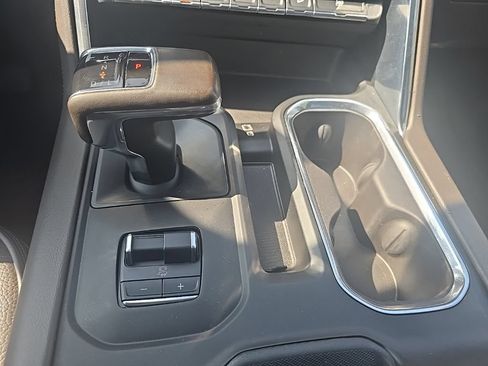 Used 2023 GMC Sierra 1500 Denali w/ Denali Reserve Package AWD/4WD image 28