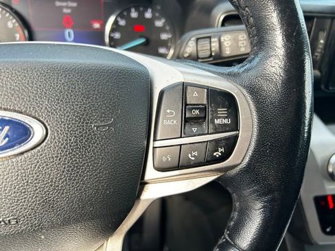 Used 2022 Ford Explorer XLT w/ Equipment Group 202A image 17